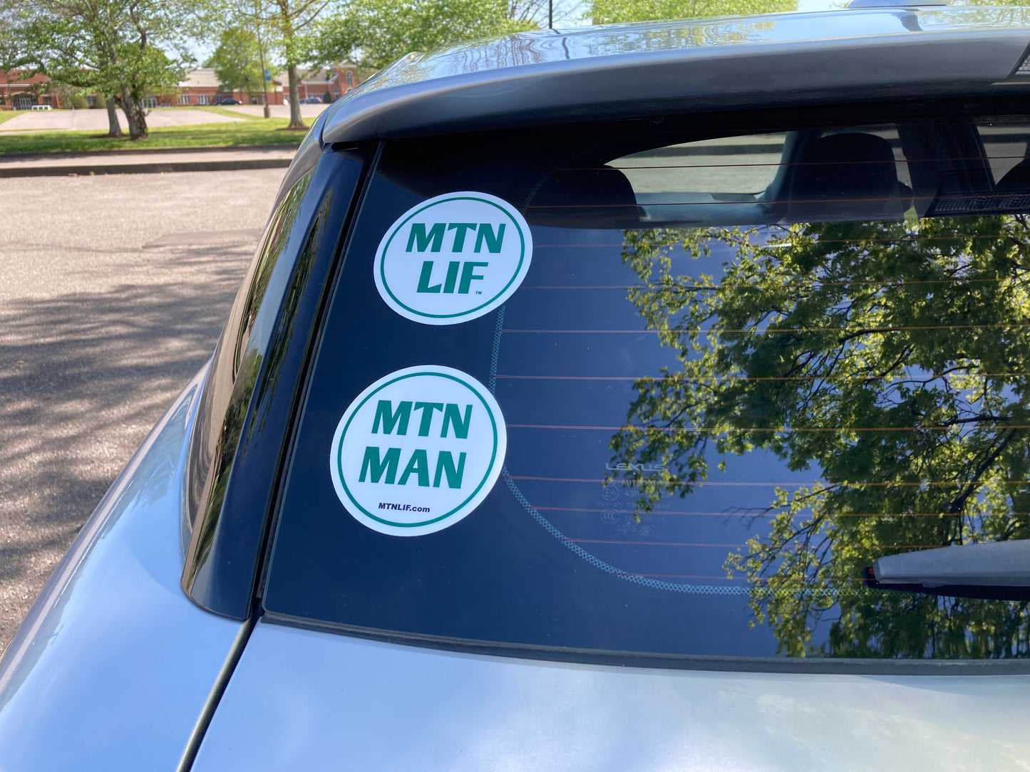 MTN LIF™ vinyl car window decal 4" circle