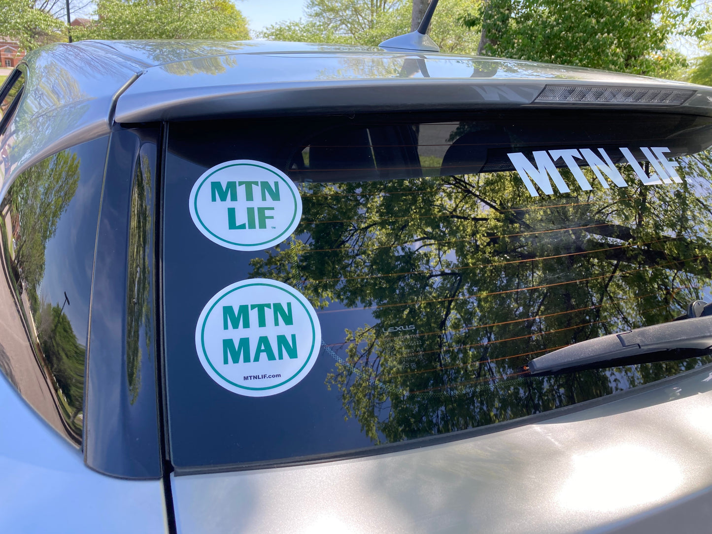 MTN MAN™ vinyl car window decal 4" circle